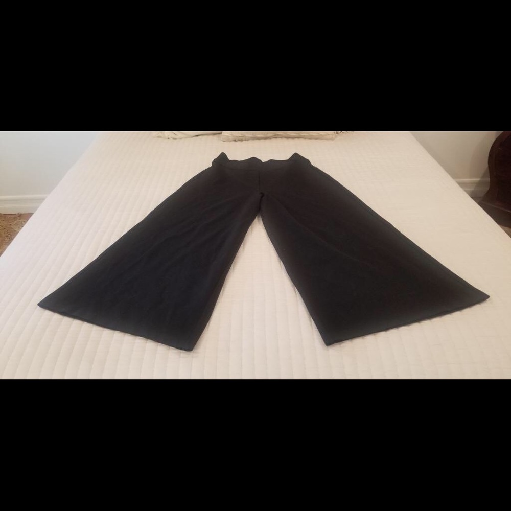 Black Cuyana Wide Leg Pointe Pant
